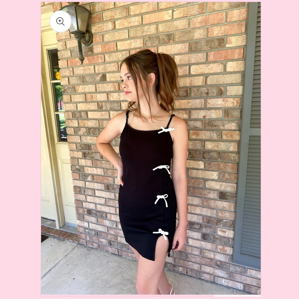 Bow dress